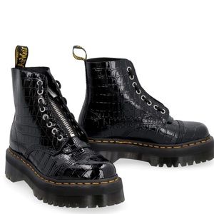 Women’s Dr. Marten’s Sinclair Boots